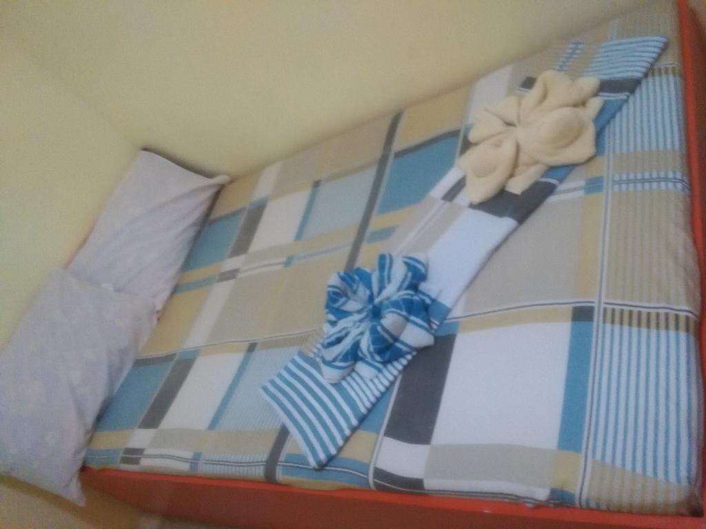 Aranas-Carillo Travellers Inn Kalibo Room photo