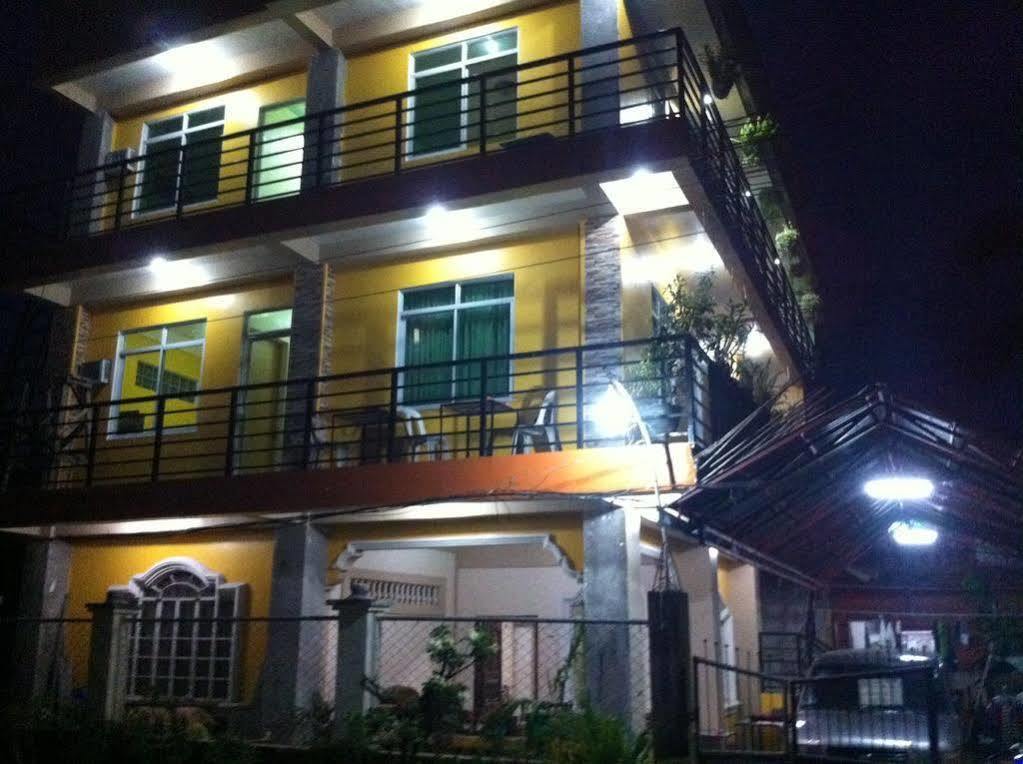 Aranas-Carillo Travellers Inn Kalibo Exterior photo